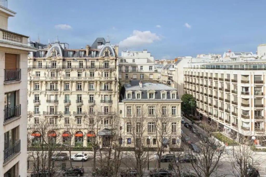 Avenue Montaigne Luxury Apartment 2Br 4P Париж Экстерьер фото